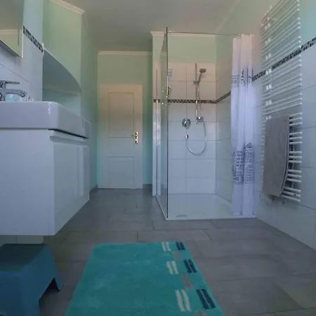 Mein Urlaub Nyaraló *